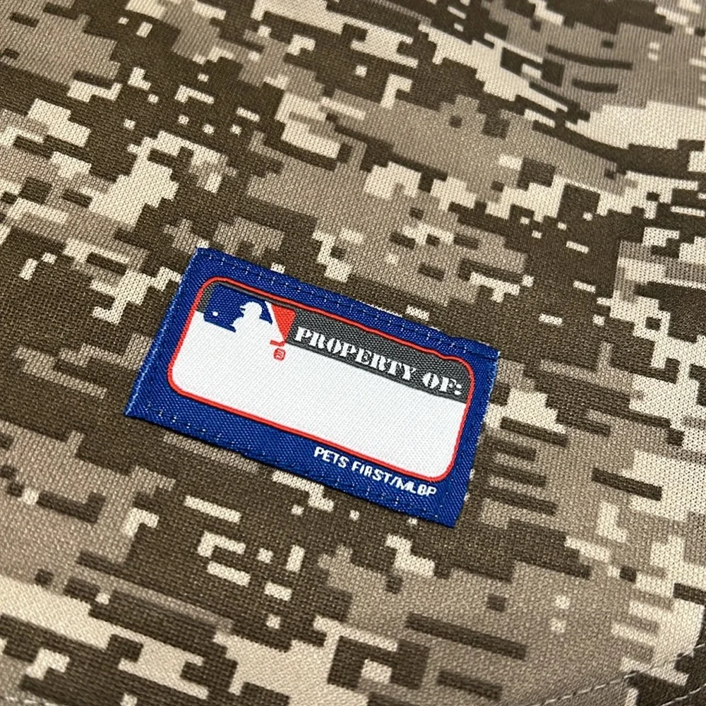 NWT MLB Chicago Cubs Pet Camo Jersey Medium 14”-18”